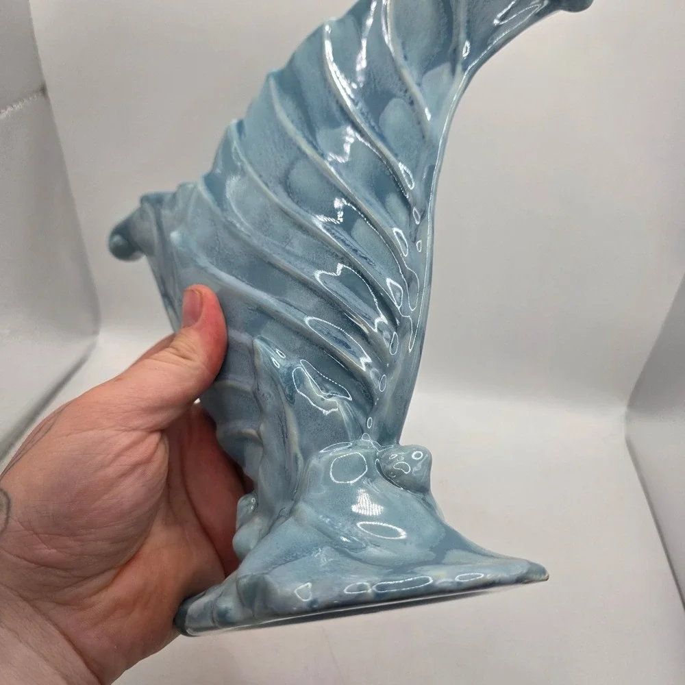 Vintage Royal Haeger Royal Hickman Blue Fan Leaf Vase Planter Art Pottery USA